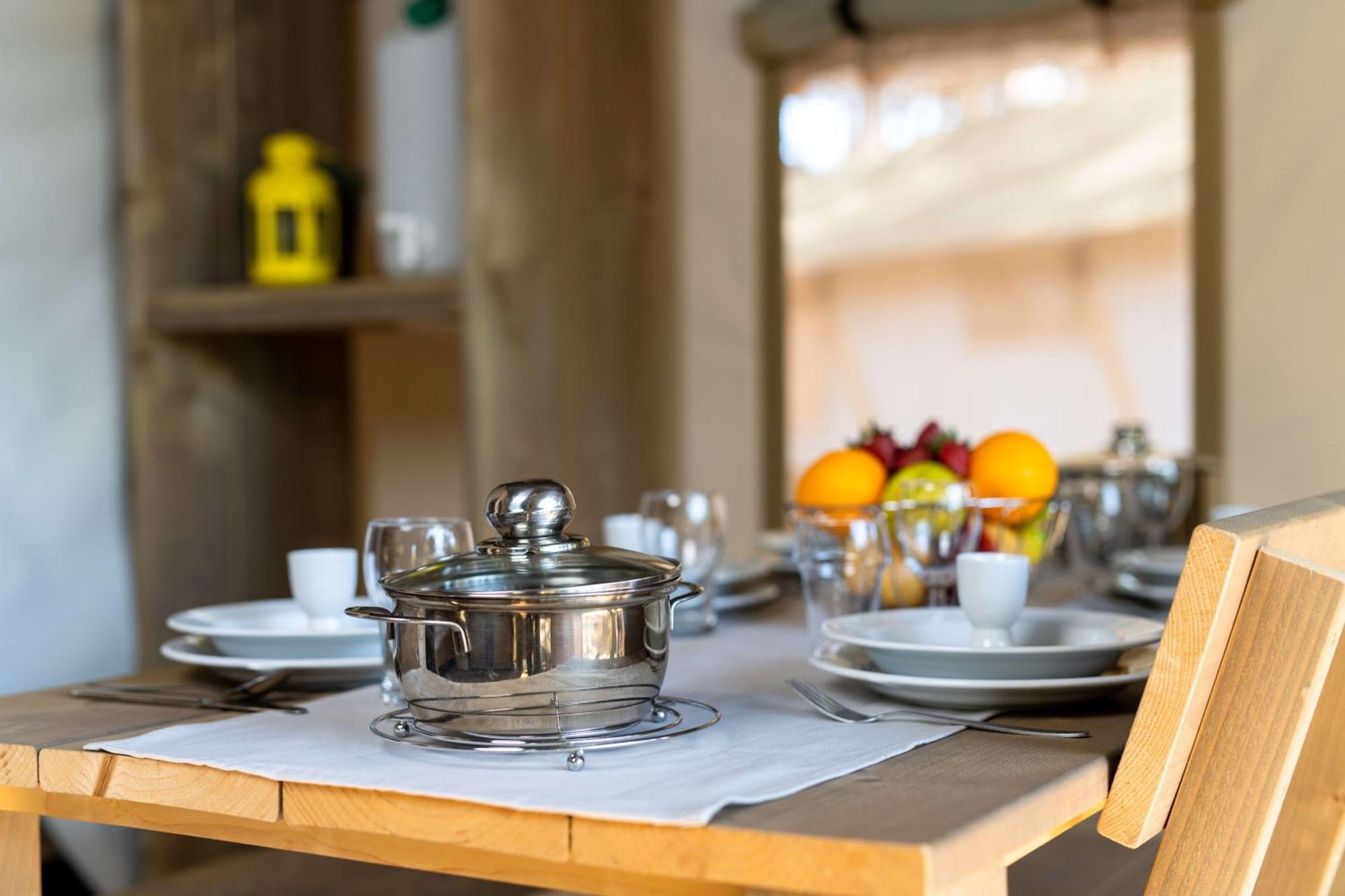Easyatent Safari Tent Lanterna Červar-Porat Quarto foto