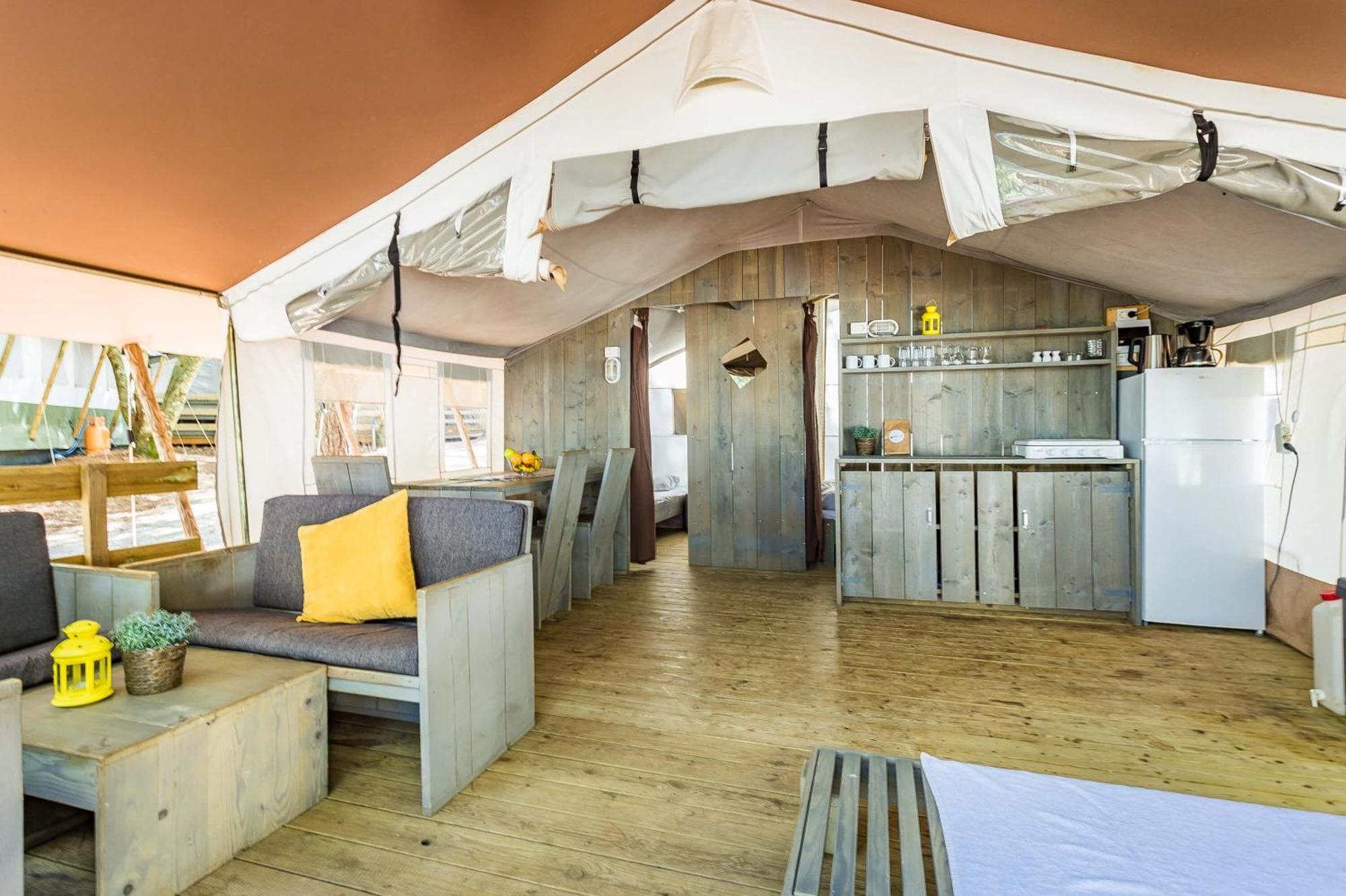 Easyatent Safari Tent Lanterna Červar-Porat Quarto foto