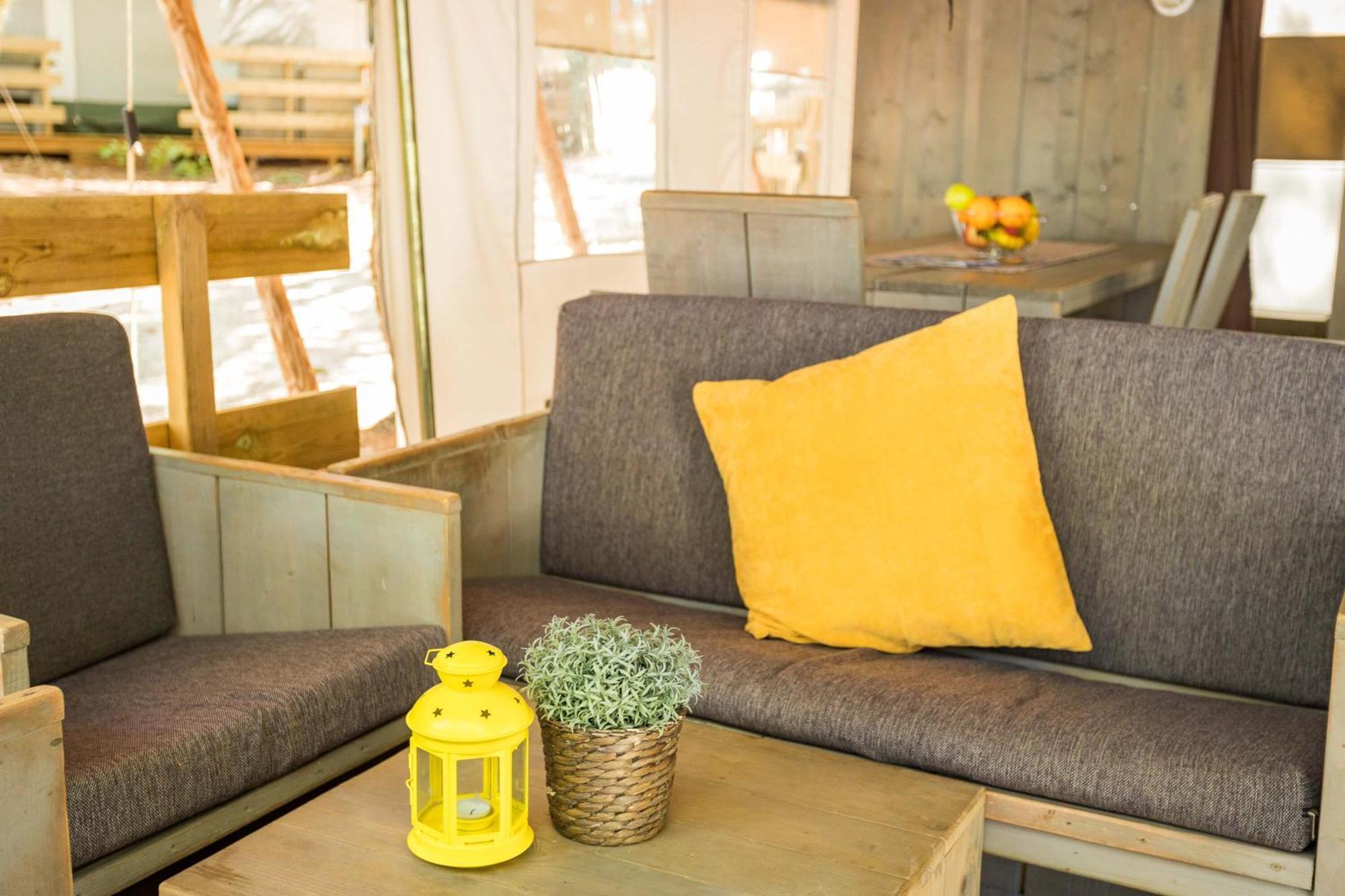 Easyatent Safari Tent Lanterna Červar-Porat Quarto foto