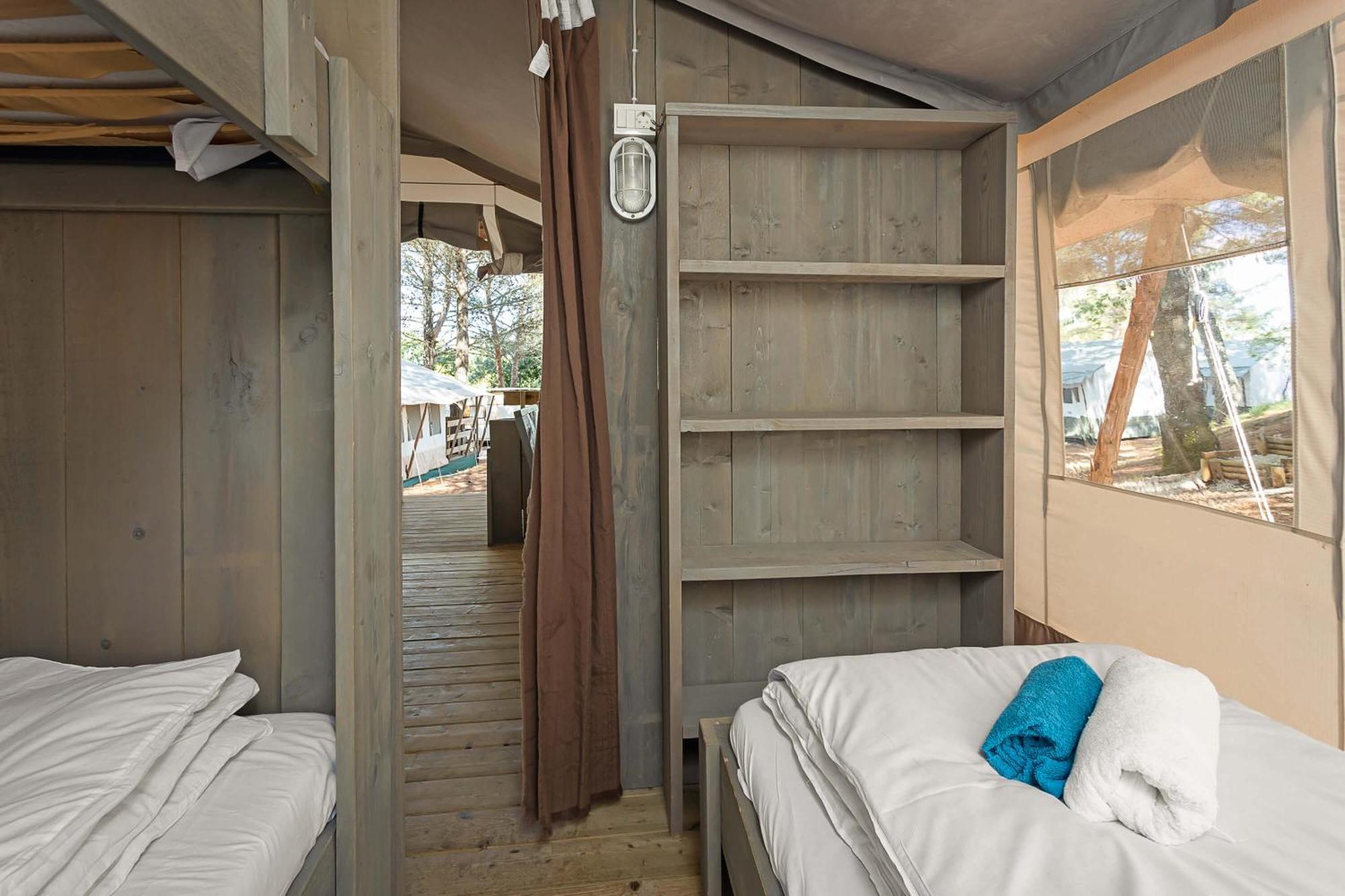 Easyatent Safari Tent Lanterna Červar-Porat Quarto foto