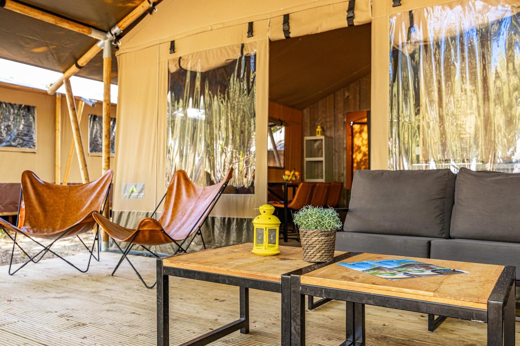 Easyatent Safari Tent Lanterna Červar-Porat Quarto foto