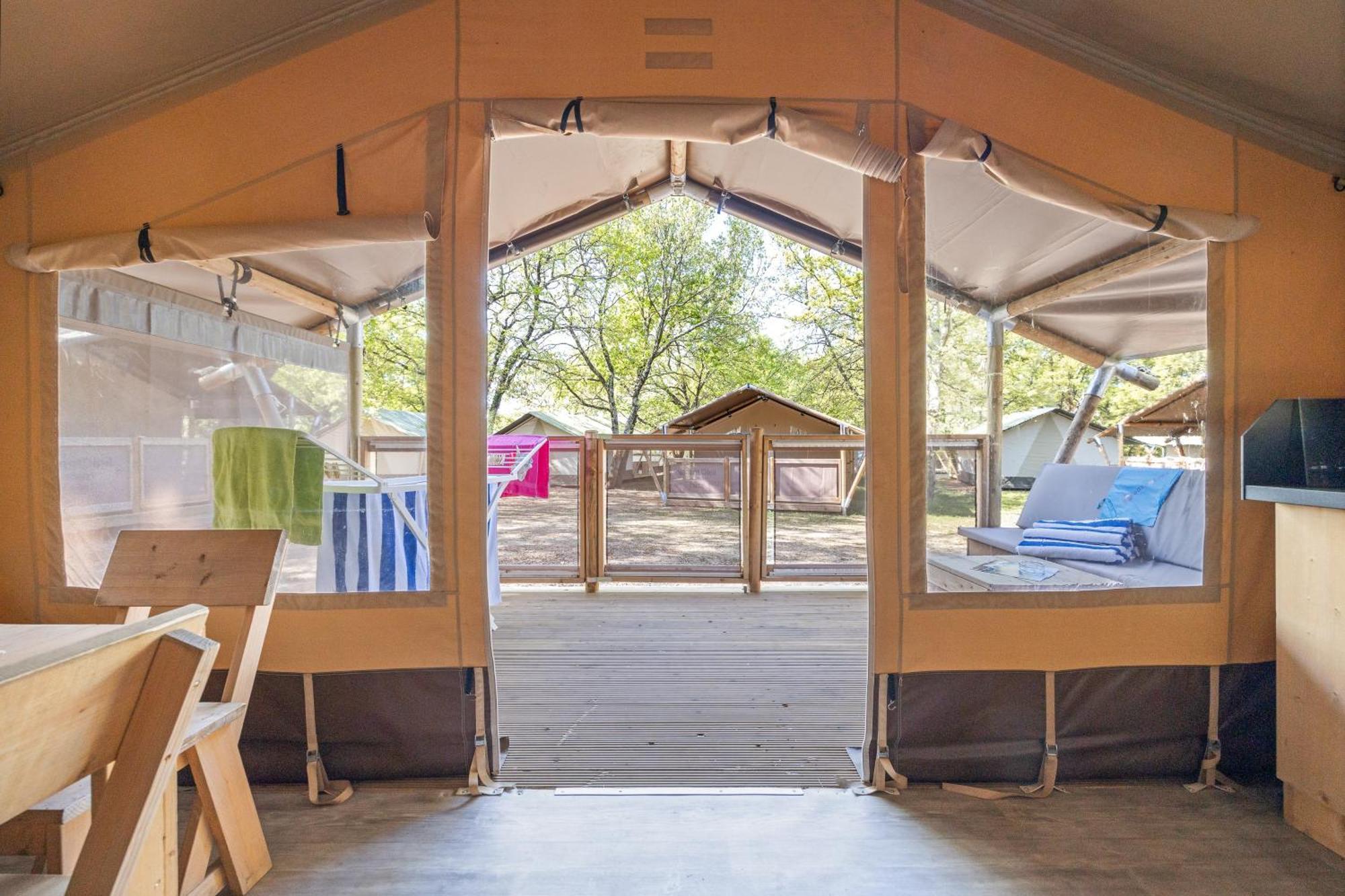 Easyatent Safari Tent Lanterna Červar-Porat Quarto foto