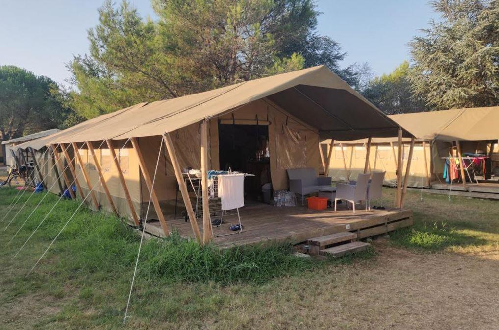 Easyatent Safari Tent Lanterna Červar-Porat Quarto foto